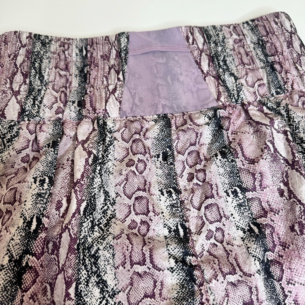 FP Movement Women's The Way Home Printed Shorts size medium - Picture 8 of 10